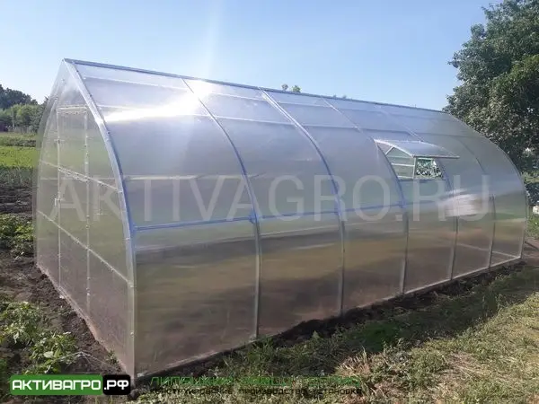 Верхняя боковая форточка Верхняя боковая форточка